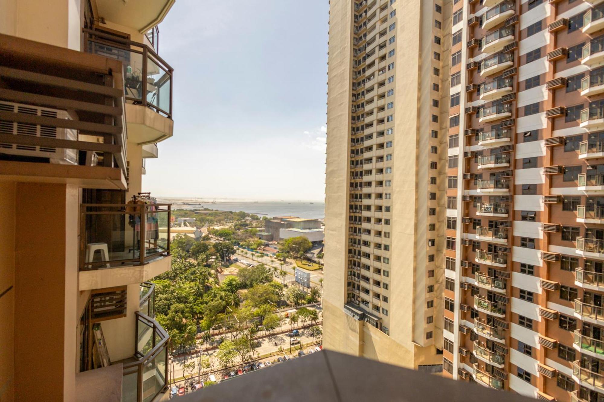 The Radiance Manila Bay Aparthotel Pasay Ngoại thất bức ảnh